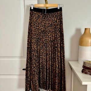 Leopard Print Pleated Skirt - 14/28